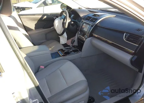 2013 Toyota Camry Xle z USA, uszkodzony, nr VIN 4T4BF1FK7DR322298